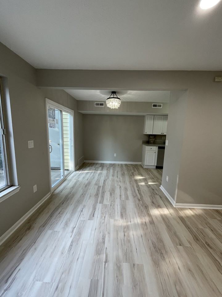 22257 River Walk Rd - Photo 4 of 33