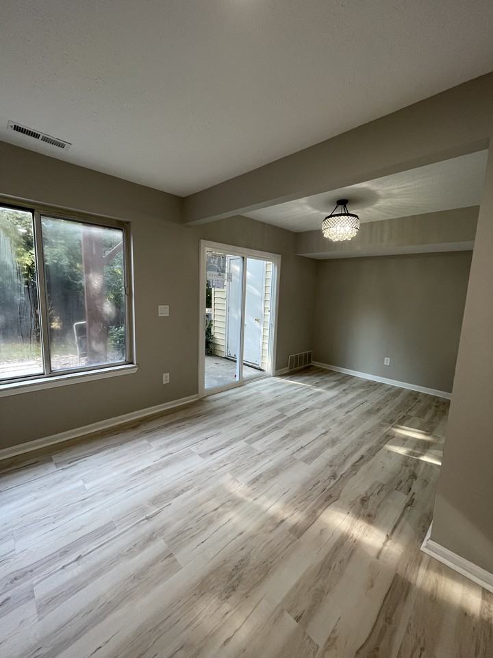 22257 River Walk Rd - Photo 5 of 33