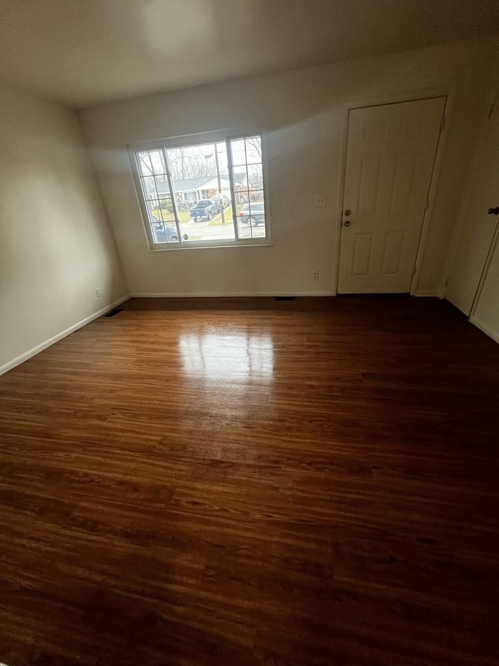 2455 Merriway Ln #NA - Photo 2 of 11