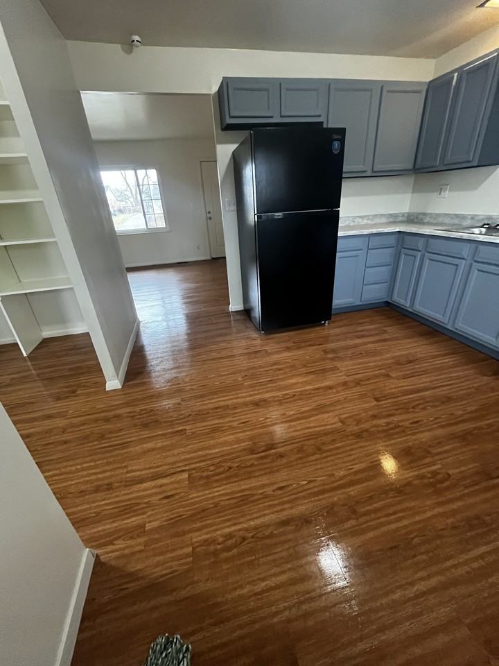 2455 Merriway Ln #NA - Photo 5 of 11