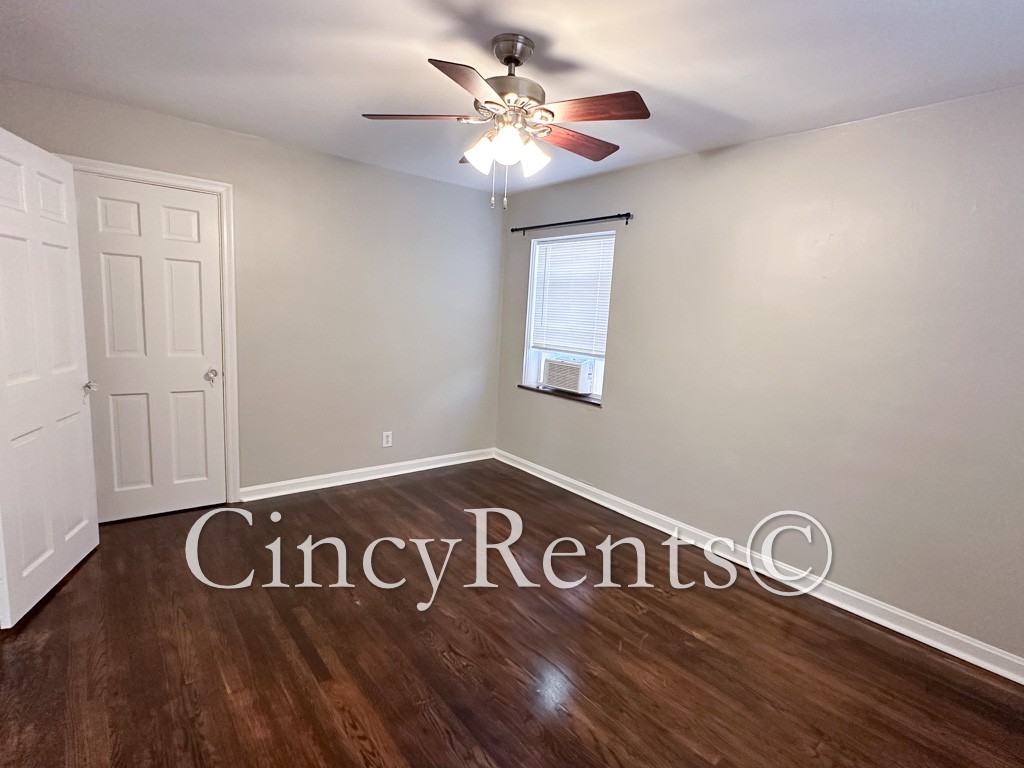 4343 Conant St #1 - Photo 3 of 14