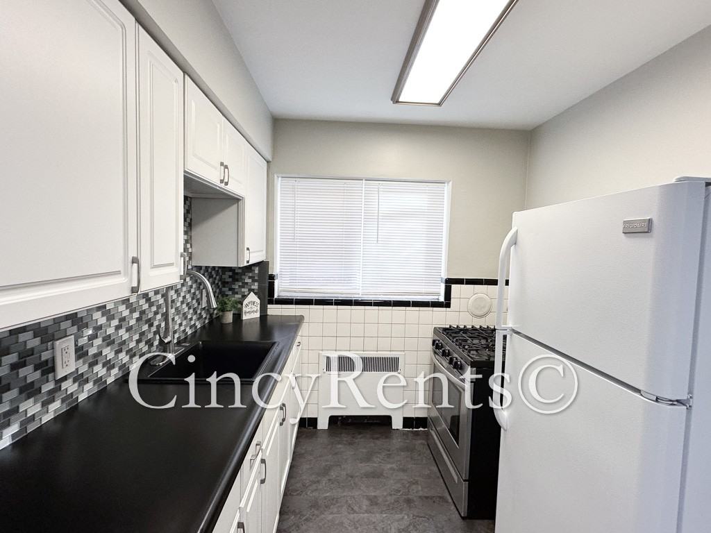 4343 Conant St #1 - Photo 5 of 14