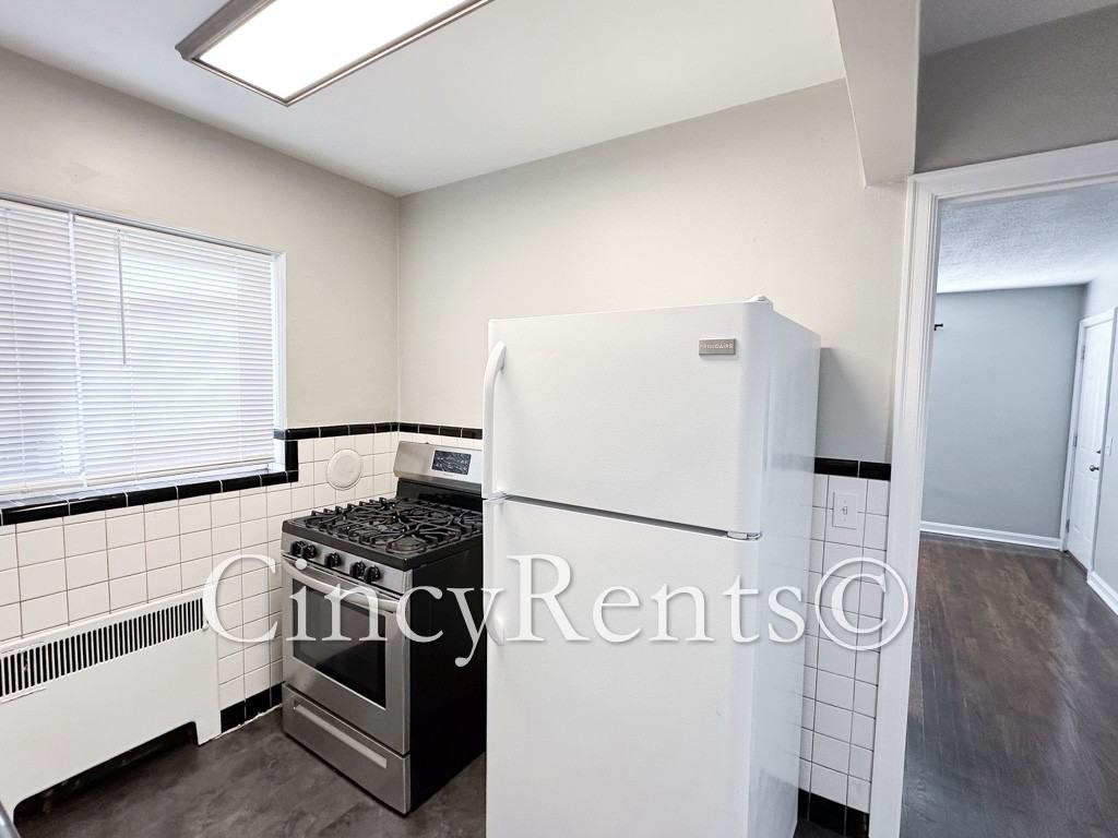 4343 Conant St #1 - Photo 7 of 14