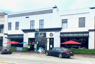 211 N Citrus Ave - Photo 1 of 1