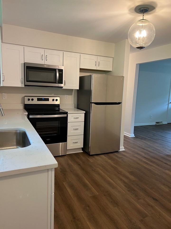 141 Raine St #141 - Photo 2 of 8