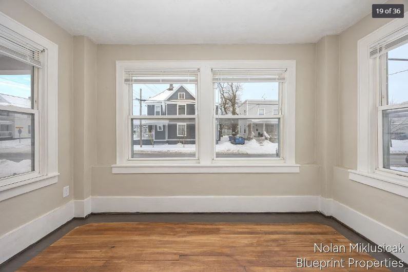 700 Broadway Ave Nw #1 - Photo 7 of 37