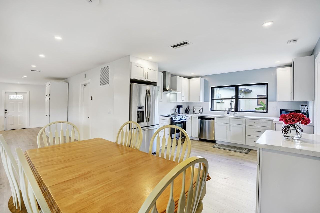 14608 Country Side Ln #14608 - Photo 3 of 35