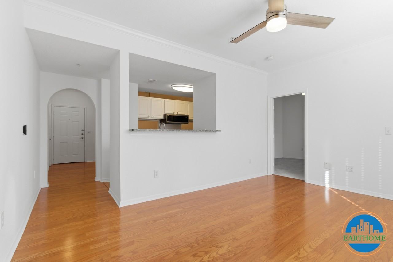 501 Knights Run Ave #2208 - Photo 5 of 31