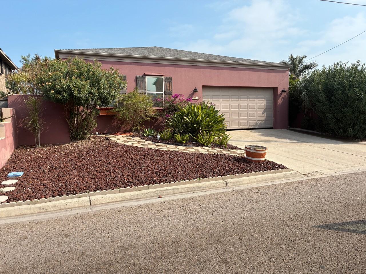 902 Pompano Ave #NA - Photo 2 of 16