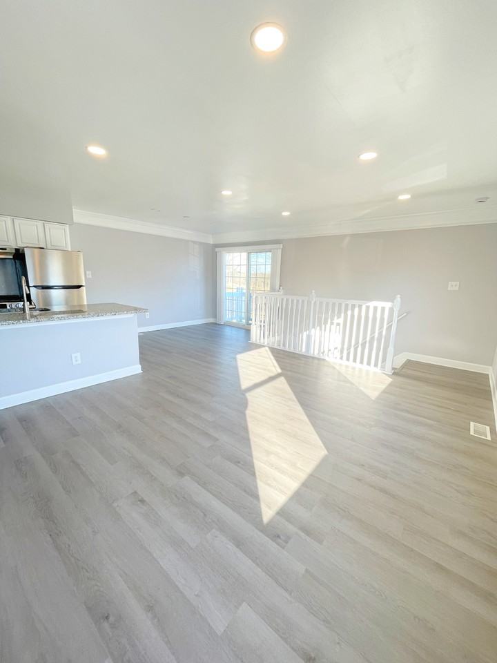 3023 Chester Grove Rd #D - Photo 4 of 14