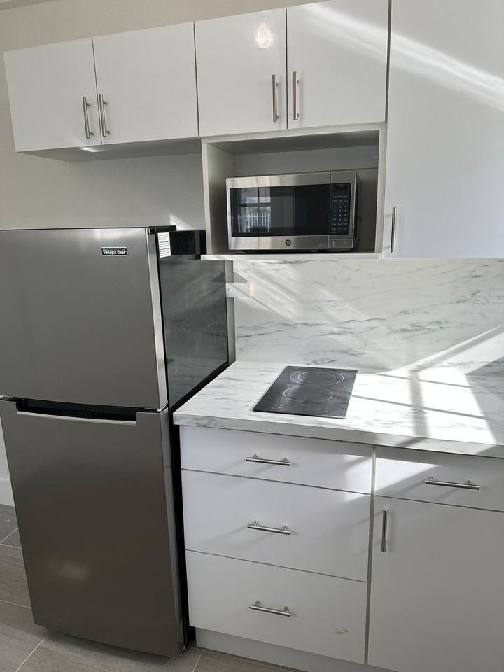 457 Nw 82nd Ter #2 - Photo 3 of 8