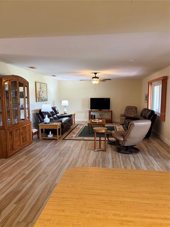 2117 Harleston Pl #2117-2117 - Photo 4 of 6