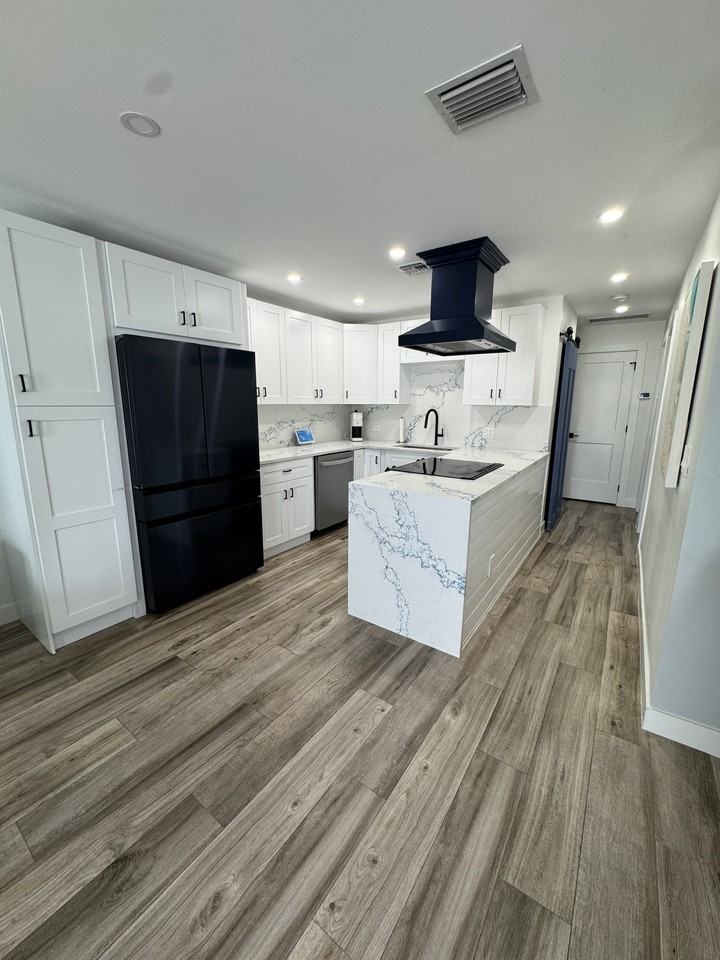 1405 Curlew Ave #NA - Photo 7 of 17