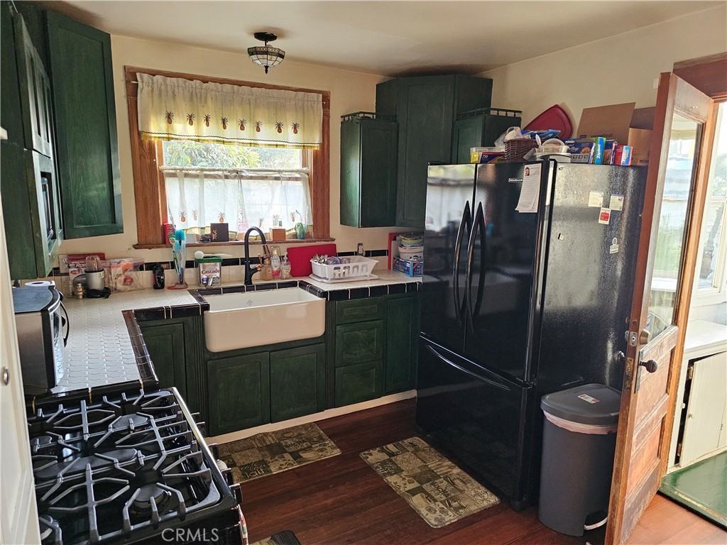 1820 N Bush St #1820 - Photo 6 of 20