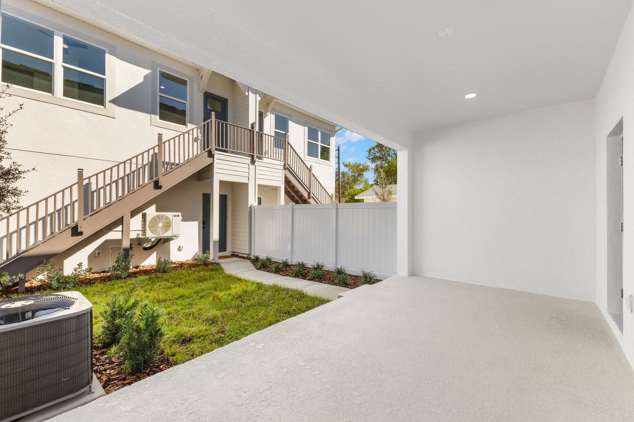 2523 13th Ave N #B - Photo 5 of 15