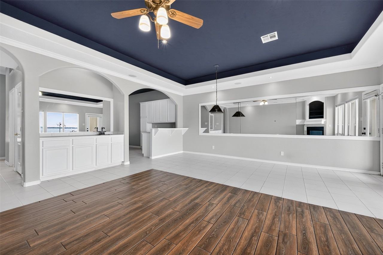 16 Regency Pt #16 - Photo 4 of 50