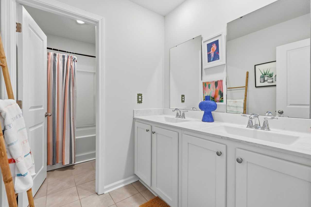 2219 Blackthorn Dr #NA - Photo 6 of 23