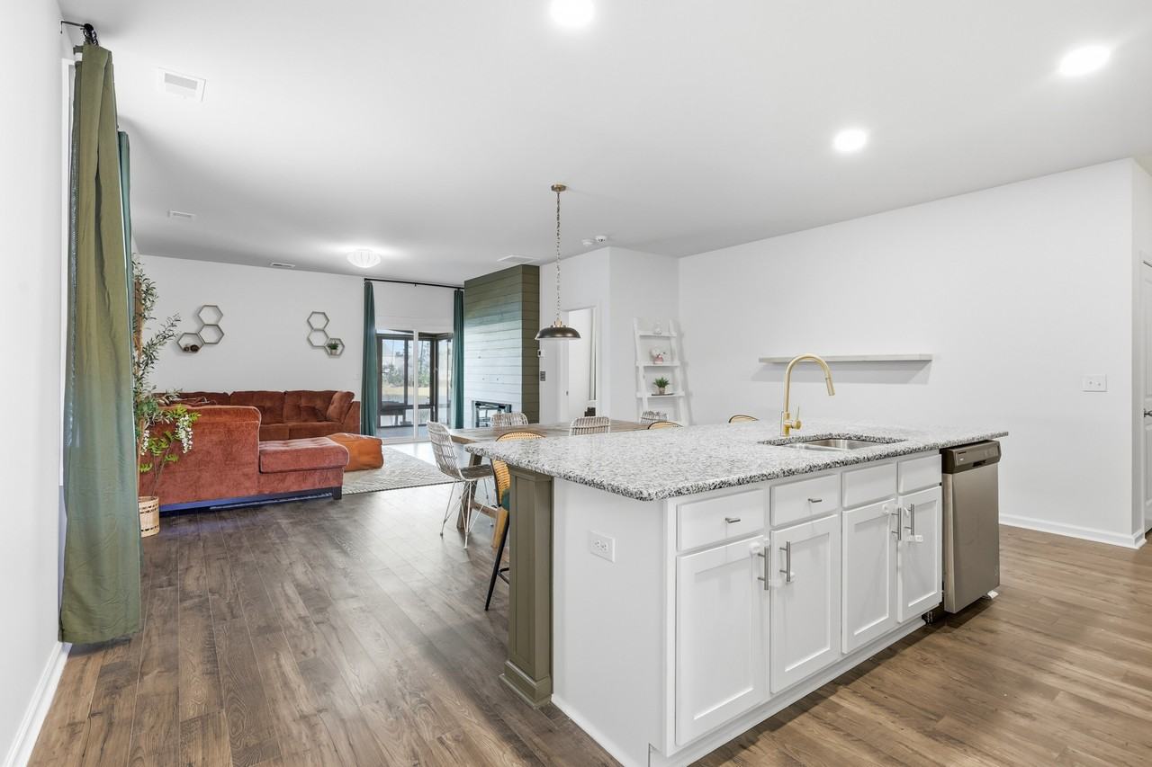 2219 Blackthorn Dr #NA - Photo 7 of 23