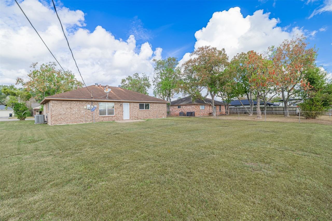 1615 Junker St #1615 - Photo 6 of 16