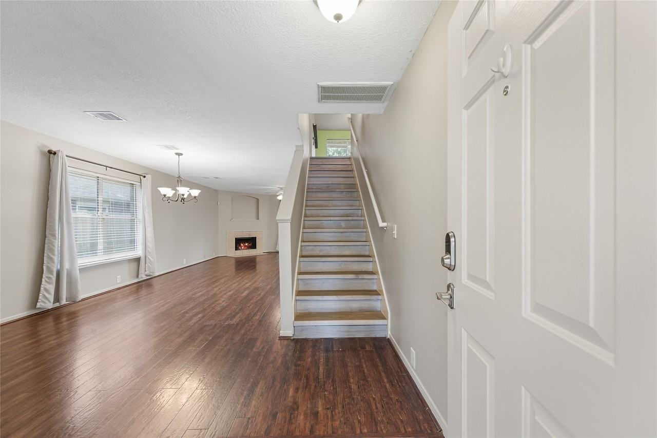 17502 S Summit Canyon Dr #17502 - Photo 5 of 25