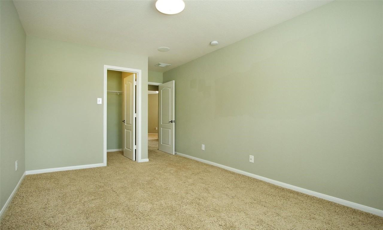 16044 Sweetwater Fields Ln #16044 - Photo 5 of 9