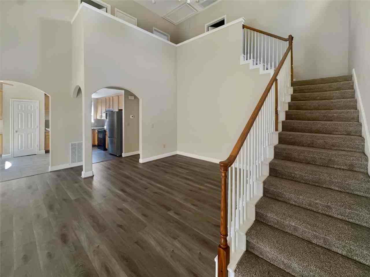 3746 E Ashford Villa Ln #3746 - Photo 5 of 8