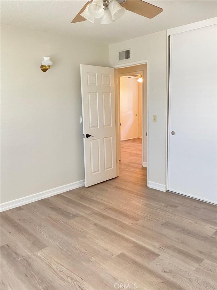 6512 Oxford Dr #6512 - Photo 2 of 31