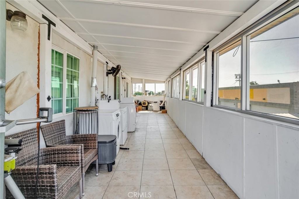 10615 San Fernando Rd #10615 - Photo 7 of 20