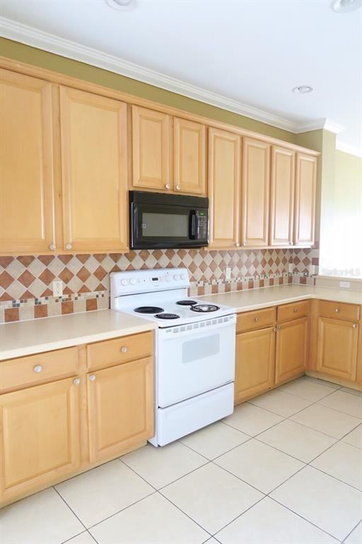 3190 Stonington Run #3190 - Photo 2 of 15