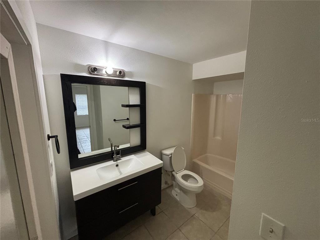 450 N Elmwood Pt #450 - Photo 5 of 16