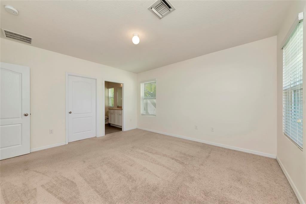 15517 Rose Grove Dr #15517 - Photo 4 of 33