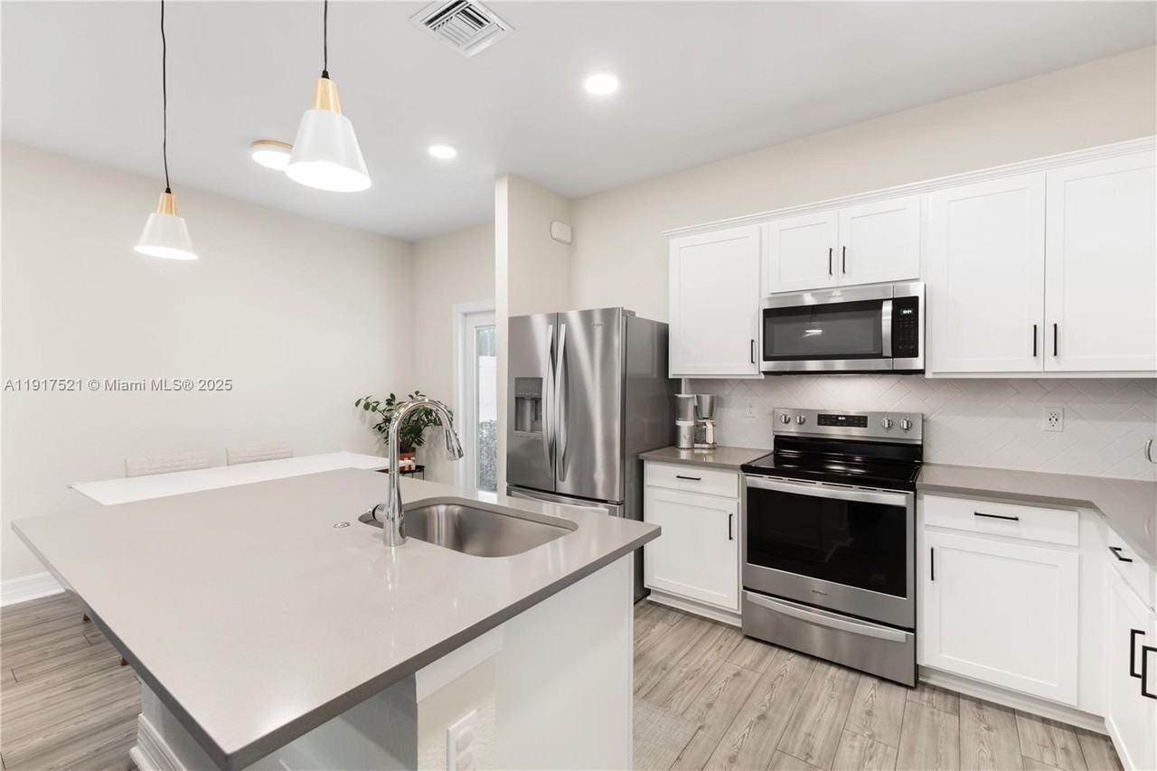 2917 Olivia Ave #2917-2917 - Photo 3 of 41