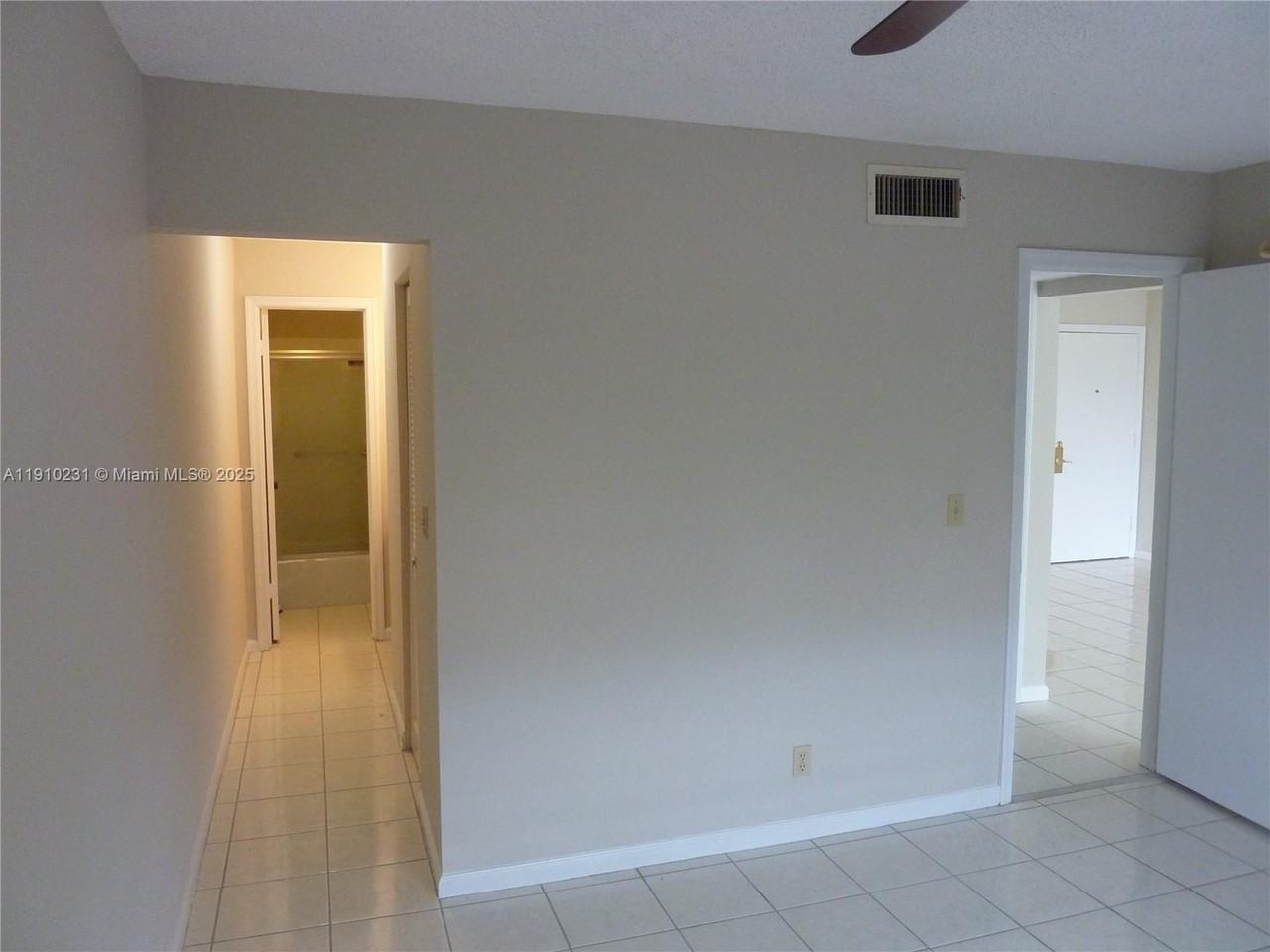 180 Cypress Club Dr #180-834 - Photo 5 of 50