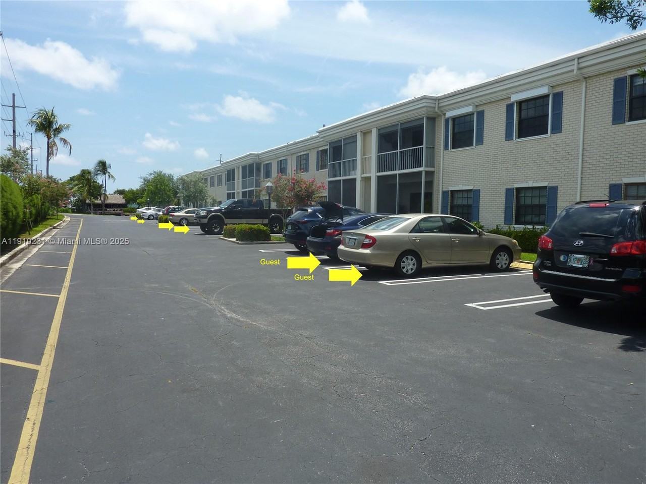 180 Cypress Club Dr #180-834 - Photo 7 of 50