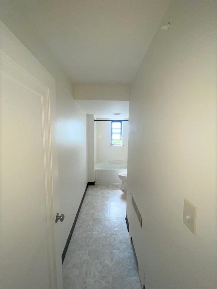 3336 Brownsville Rd - Photo 5 of 22