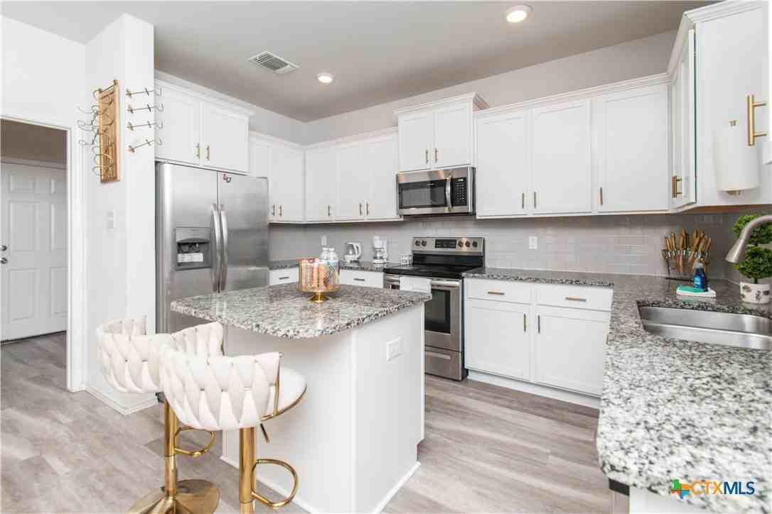 3905 Anvil Range Rd #3905