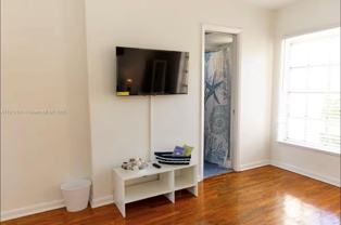 1949 Ne 123rd St #1949 - Photo 1 of 1