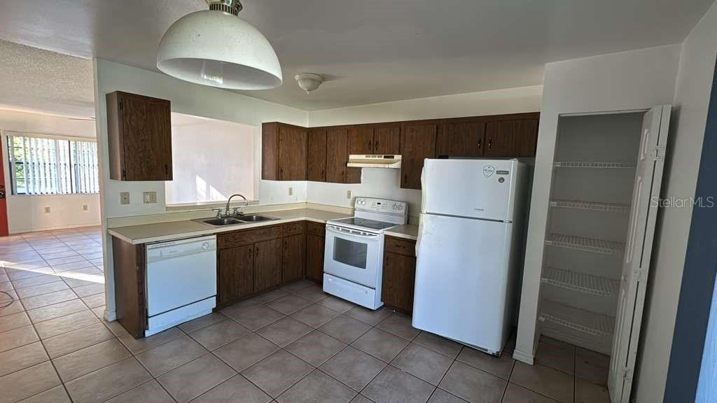 703 Platypus Ct #703 - Photo 6 of 12