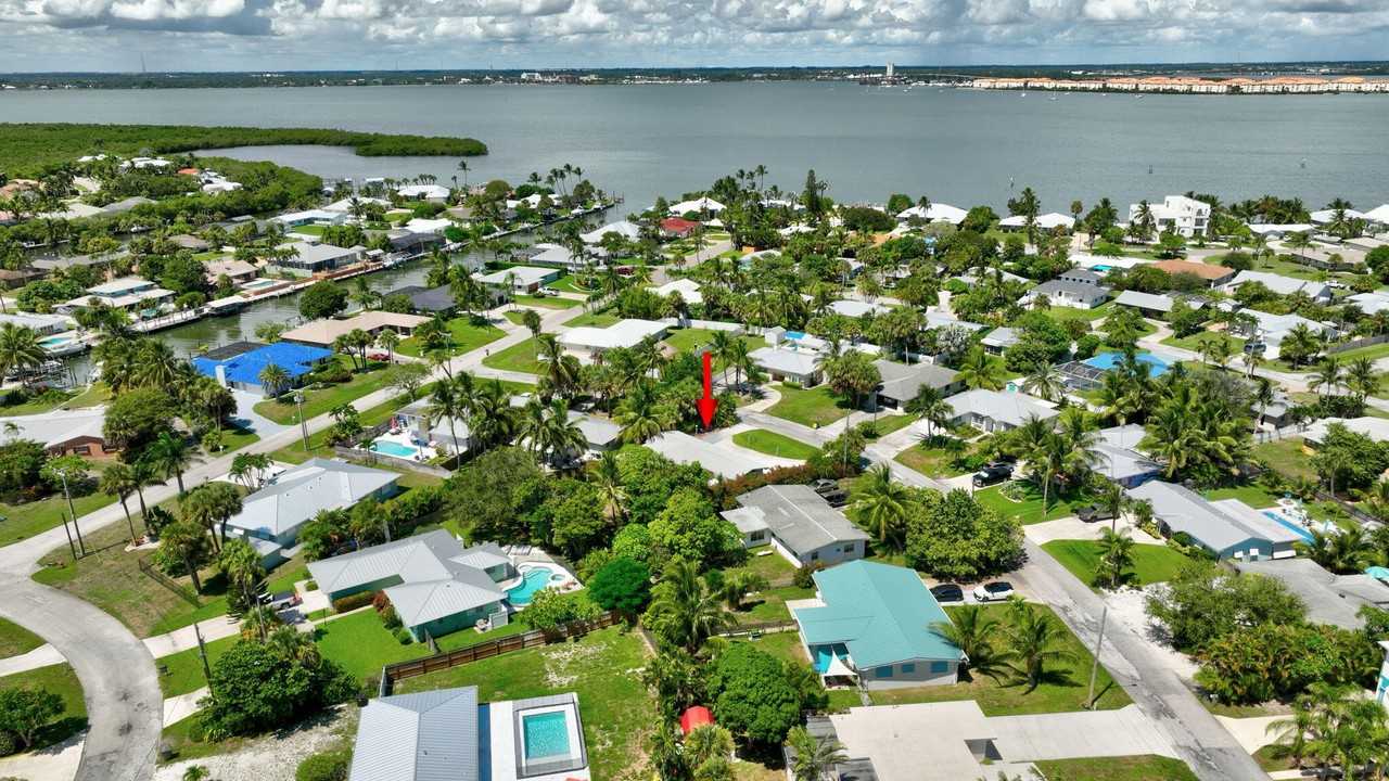 1911 Cypress Ave #1911 - Photo 5 of 40