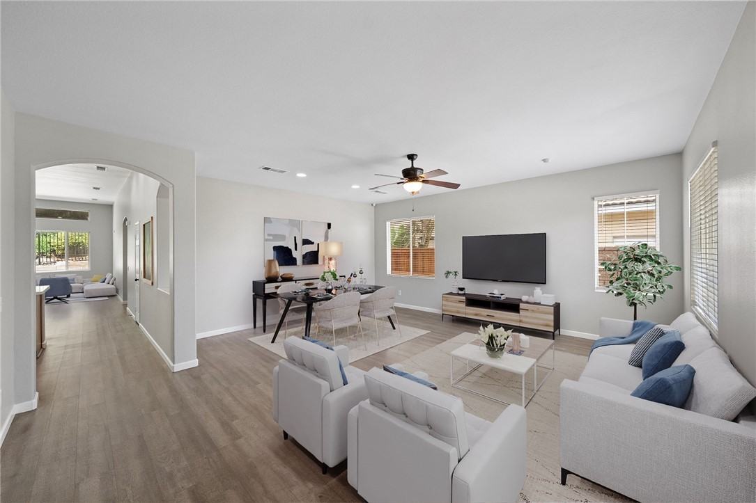 24898 Sunset Vista Ave #24898 - Photo 7 of 38