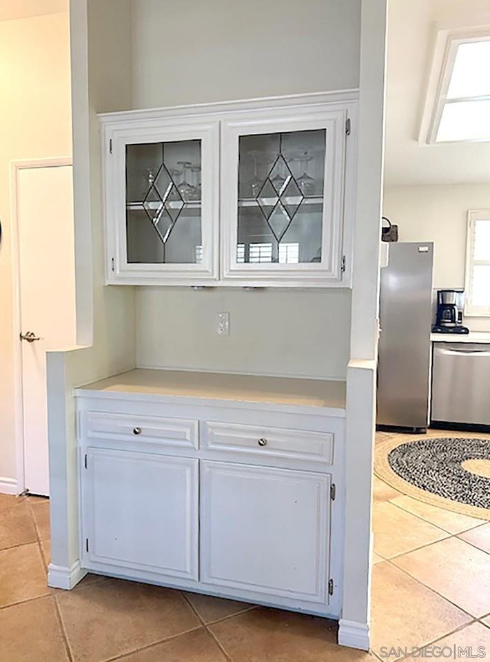 2010 W San Marcos Blvd #2010 - Photo 6 of 19