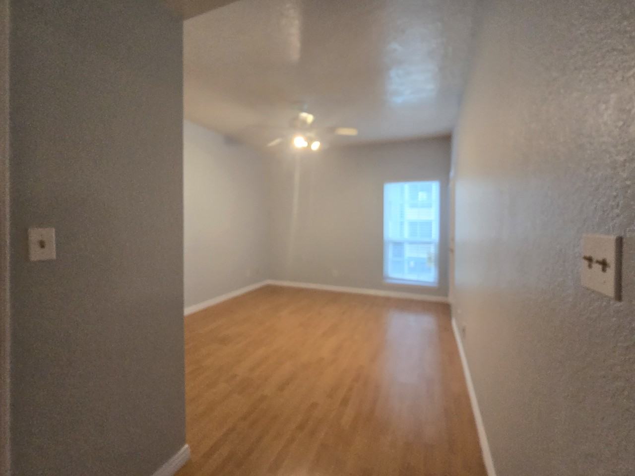 500 Ferry Rd #323 - Photo 7 of 42