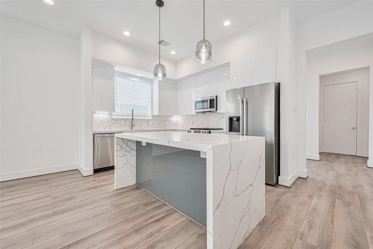 3510 Hadley St #3510 - Photo 5 of 38