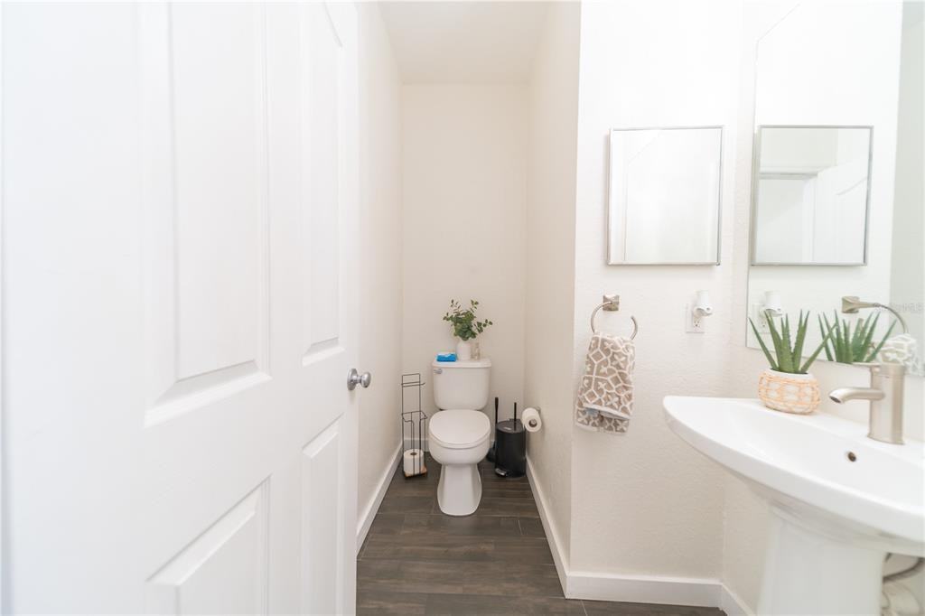 6133 Metrowest Blvd #6133-105 - Photo 3 of 34