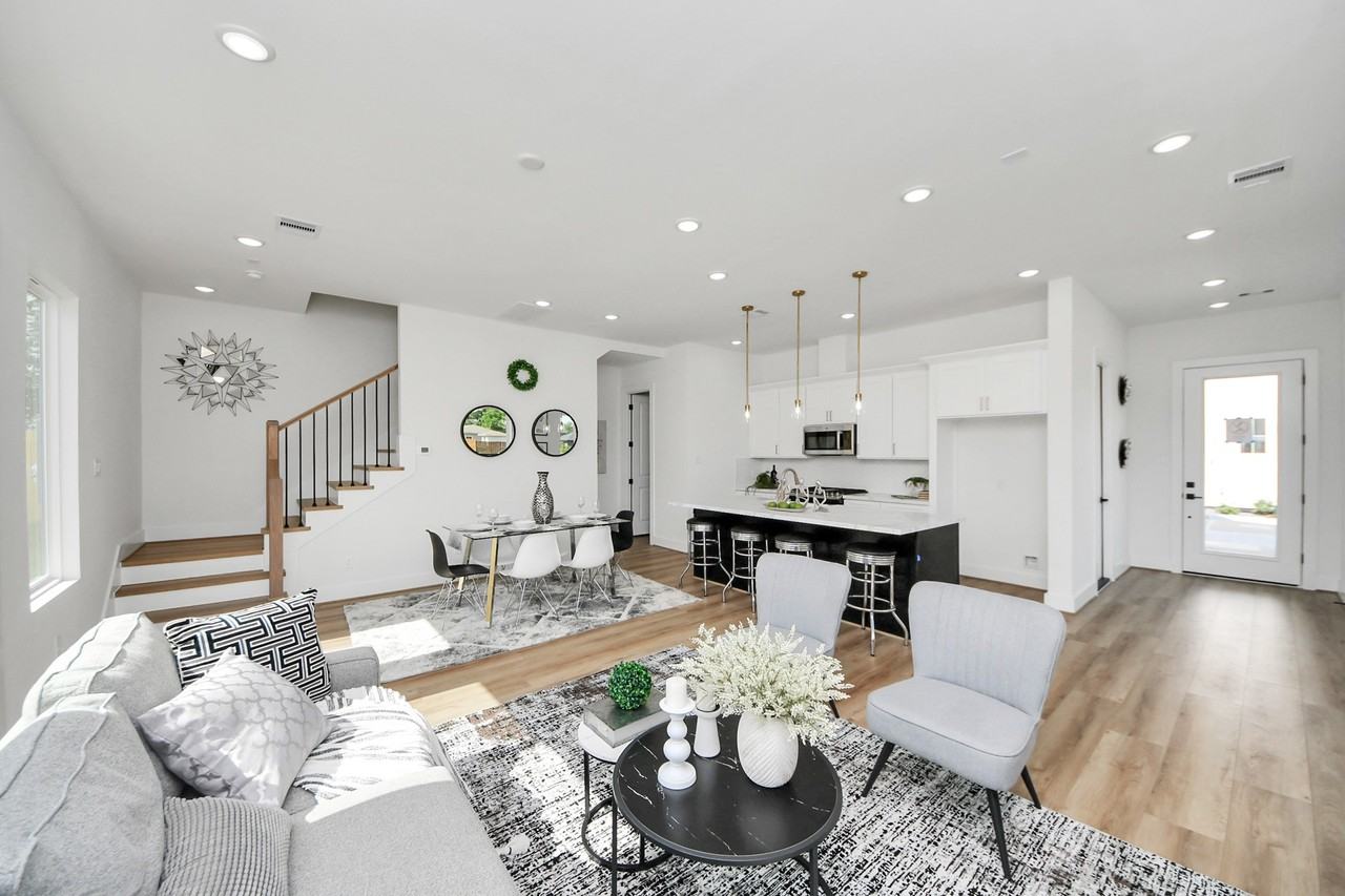 2434 Harrington St #2434 - Photo 5 of 39