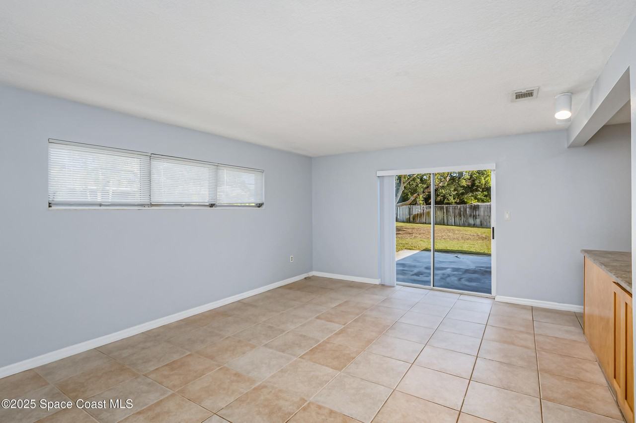 460 Carissa Dr #460 - Photo 2 of 37