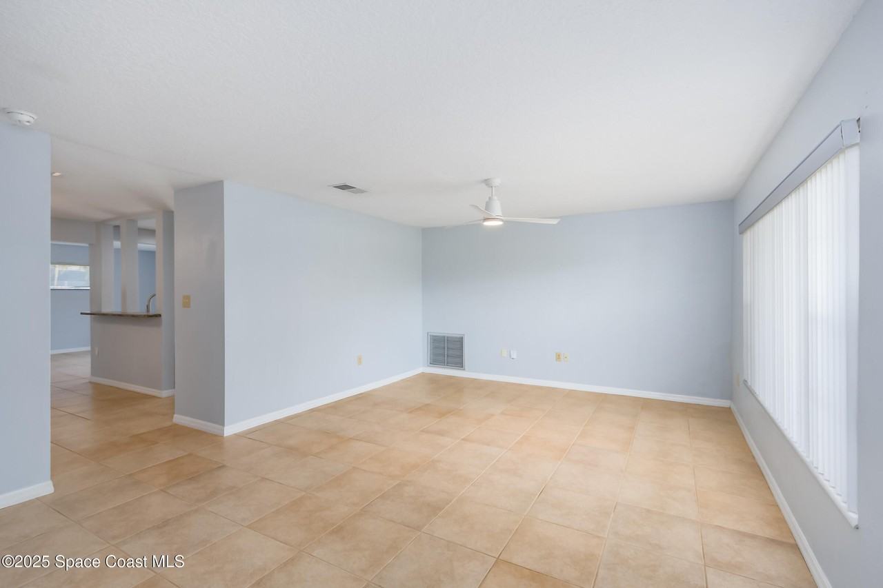 460 Carissa Dr #460 - Photo 6 of 37