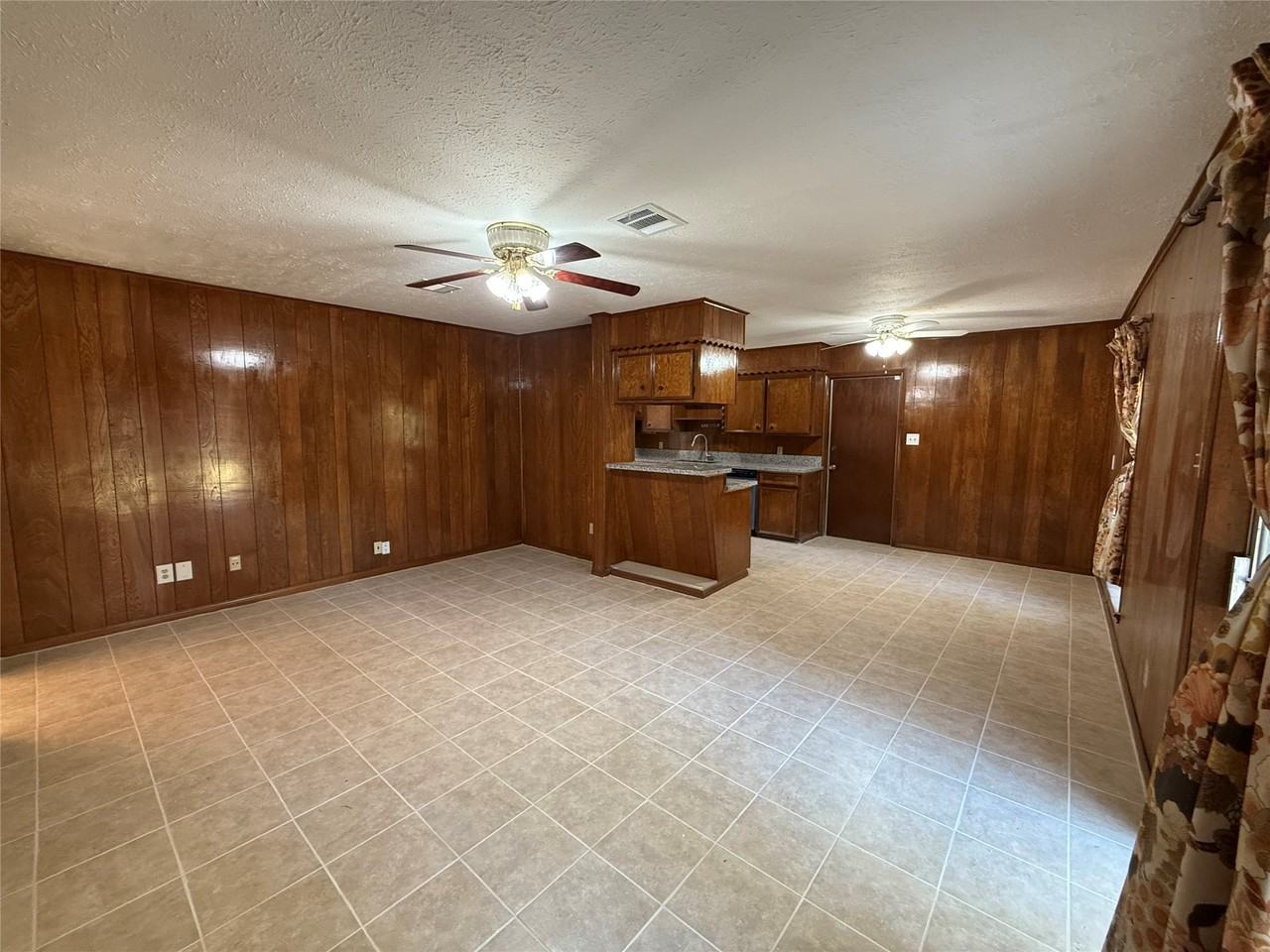 7325 Ley Rd #7325 - Photo 4 of 50