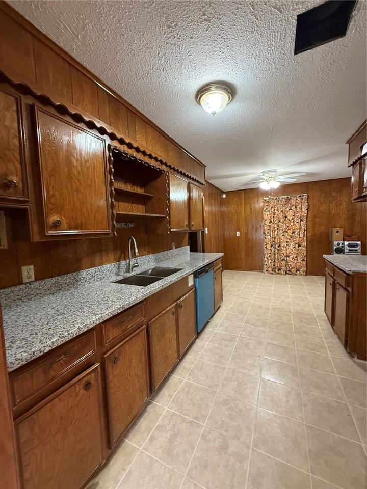 7325 Ley Rd #7325 - Photo 6 of 50