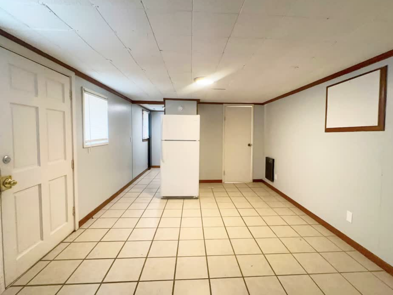 824 E Jane St #1 - Photo 4 of 13